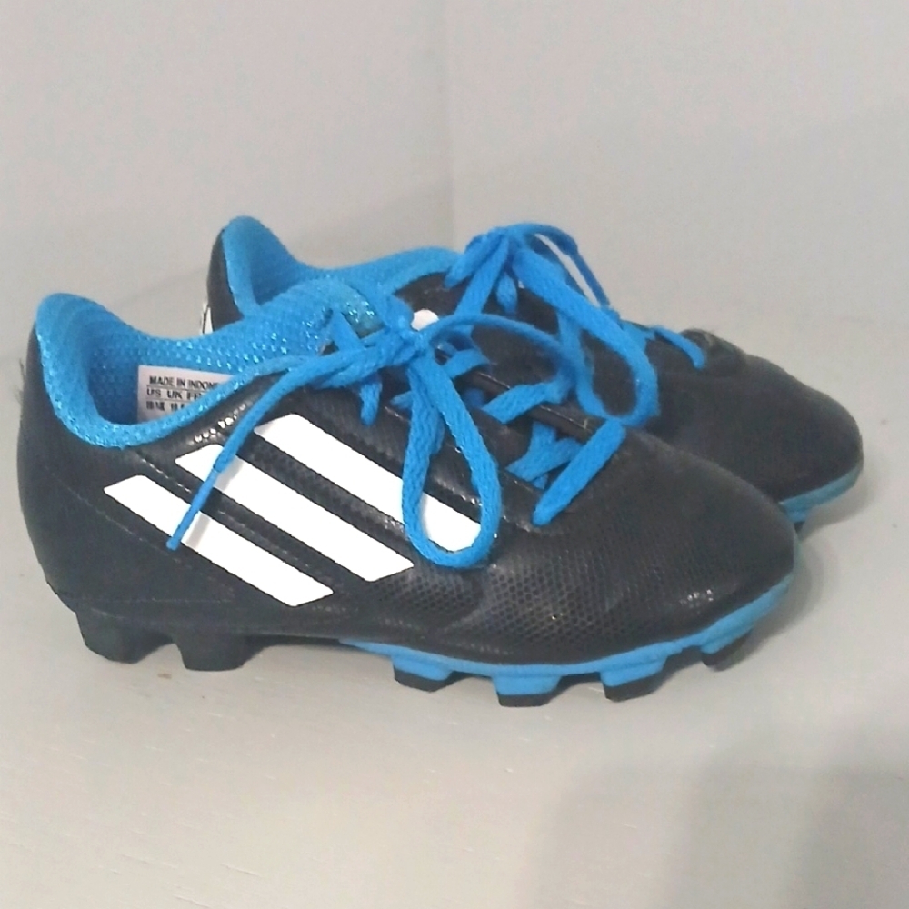 Adidas  cicks Kids Black and Blue Soccer Shoes, Sz 10.5 Kids Size pre-owned